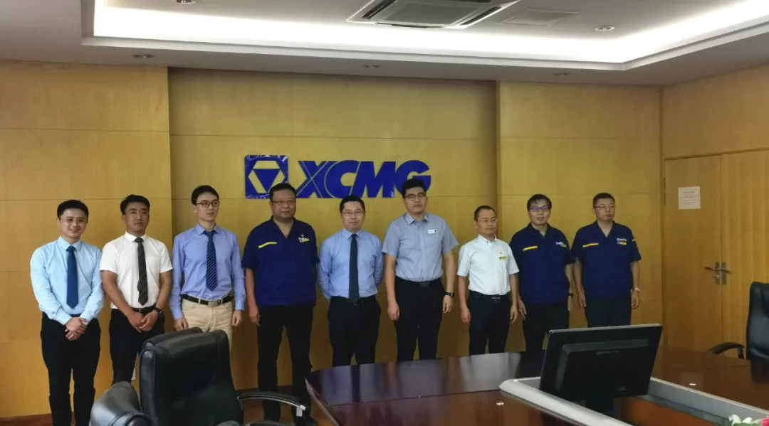 徐工集团瑞泰信息合影留念